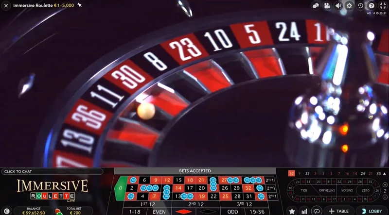 Immersive Roulette — zbliżenie kamery na koło z kulką w ruchu