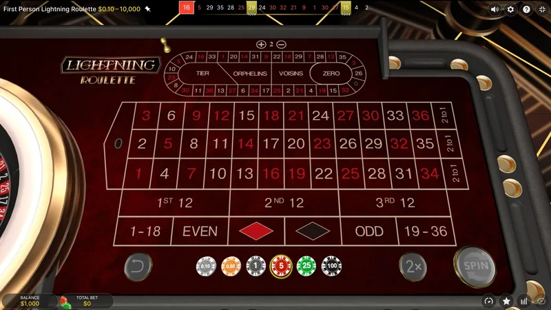 Lightning Roulette — stół z racetrack i żetonami